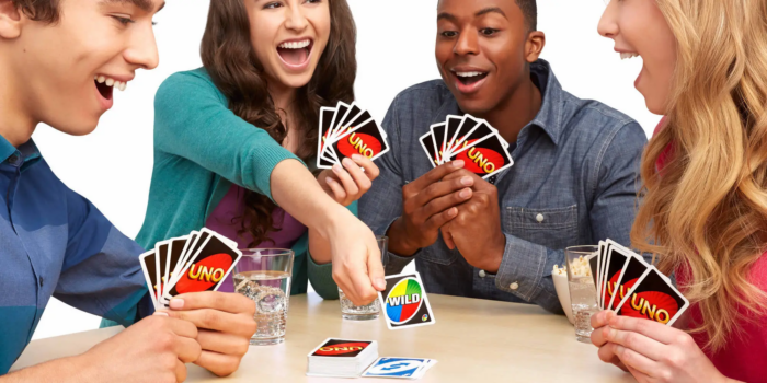 They play Uno
