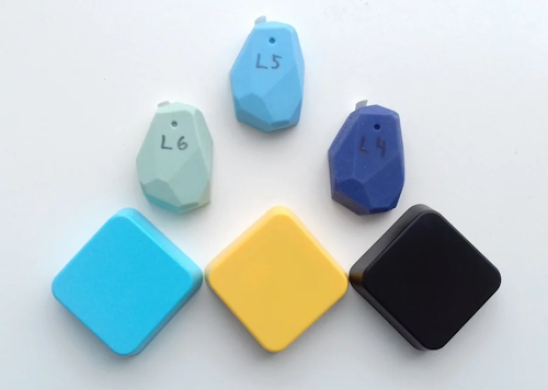 6 iBeacons, 2 different kind of them